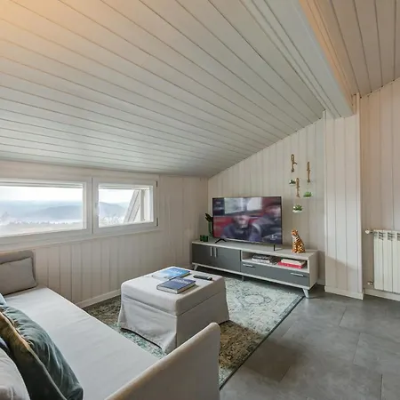 White Paradise Rooftop Stunning Lake View - Happy Appartement *